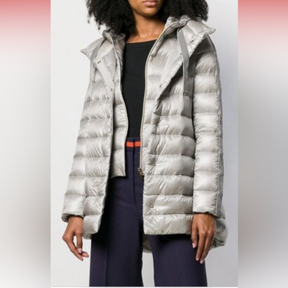 HERNO
Silver Velvet Trim Hooded Puffer Jacket